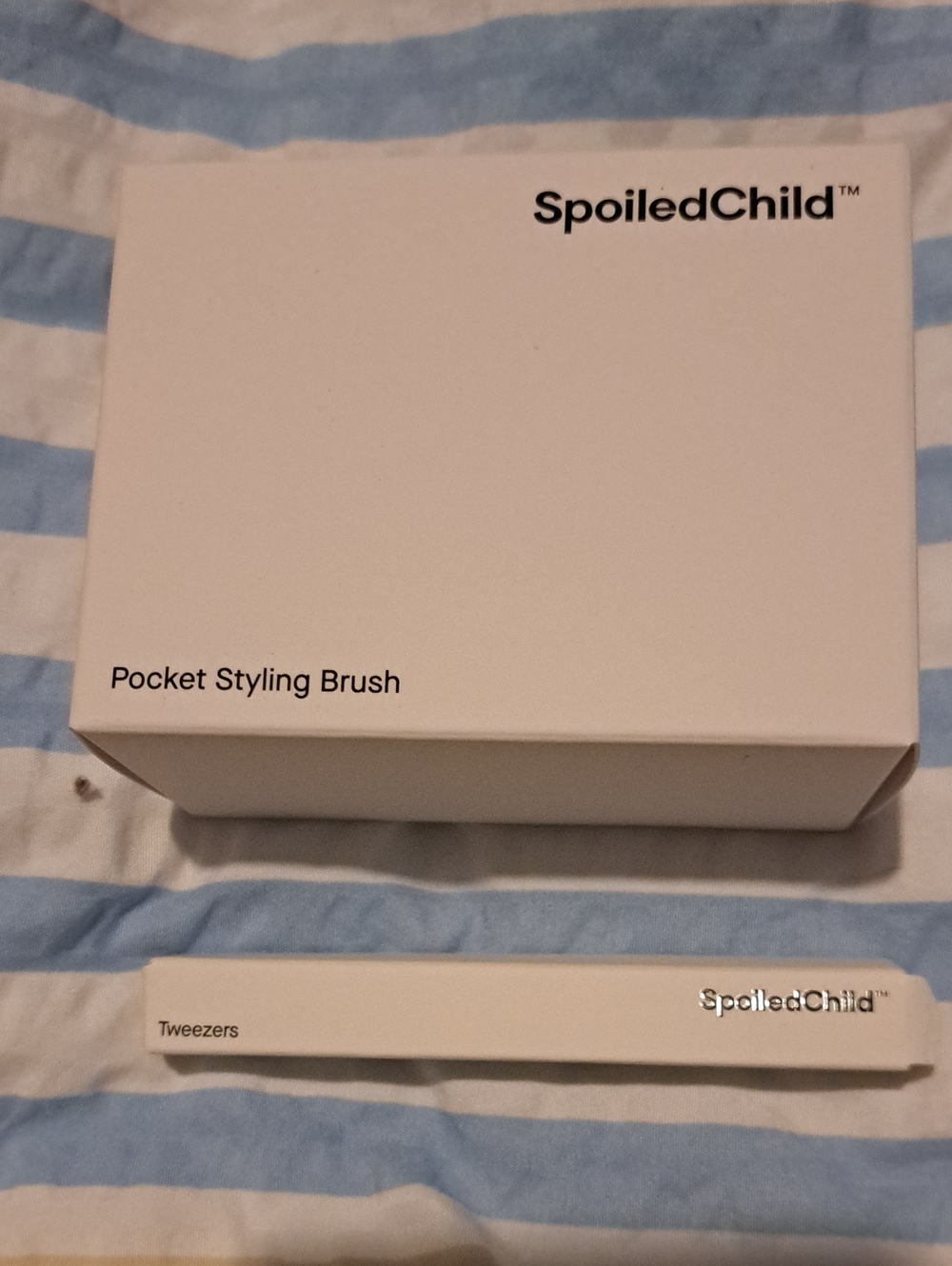 Spoiled Pocket Styling Brush & Tweezers Set in White